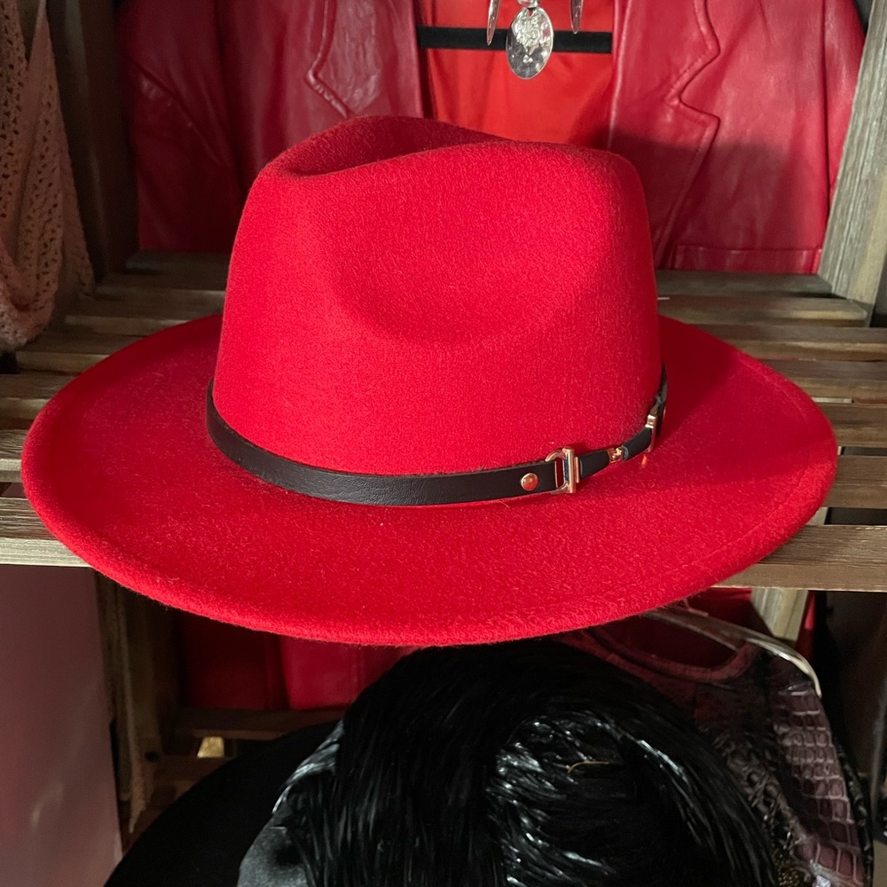 🔥NWT Red Hot Medium Brim Fedora Hat